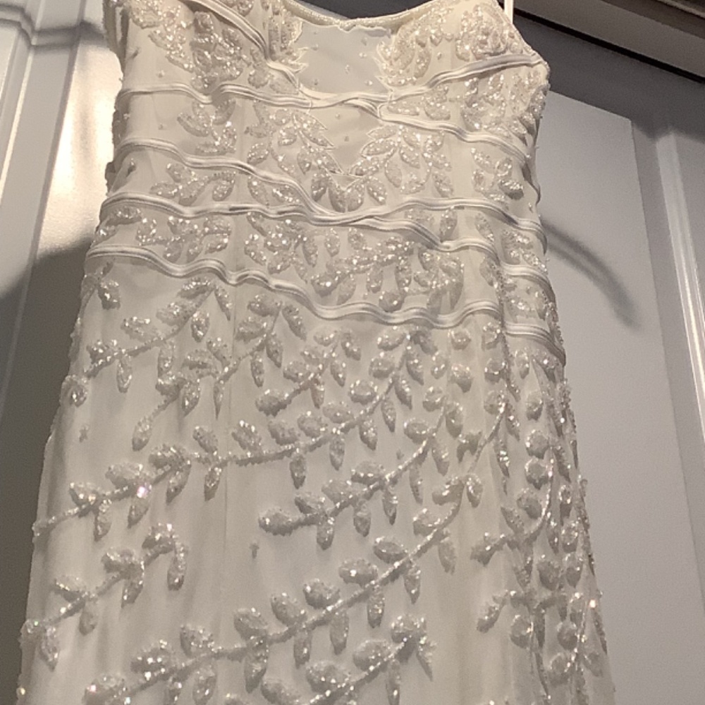 Cache Wedding/Special Occasion Dress - Picture 4 of 8